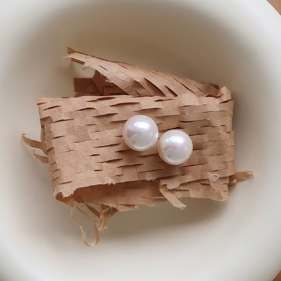 #NEW 18K Gold Plated Big Pearl Stud Earrings - Picture 2 of 7